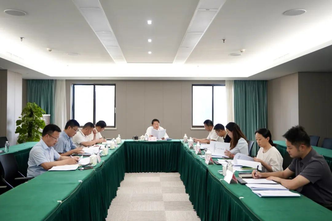 省尊龍凱時集團黨委書記、董事長任丁主持尊龍凱時黨校第2次校務(wù)委員會會議