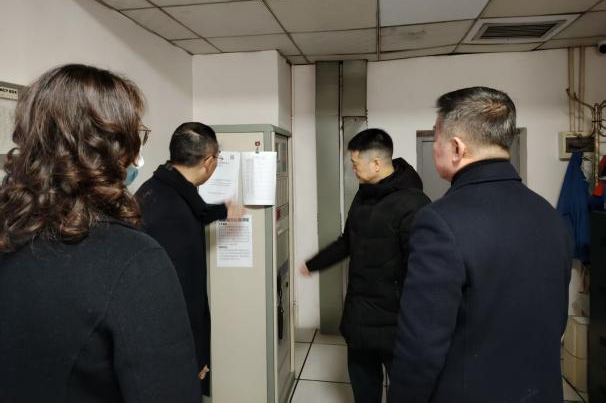 省尊龍凱時(shí)集團(tuán)黨委書記、董事長游勇檢查督導(dǎo)春節(jié)安全生產(chǎn)并看望慰問干部員工